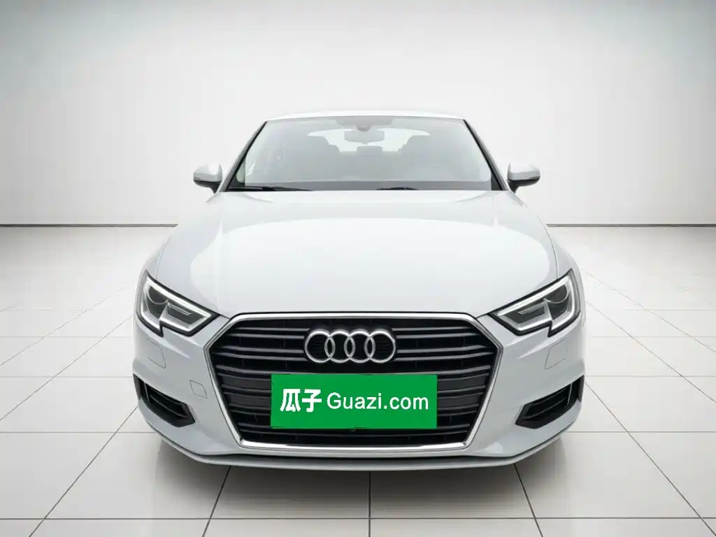 Фото 2 - Audi A3