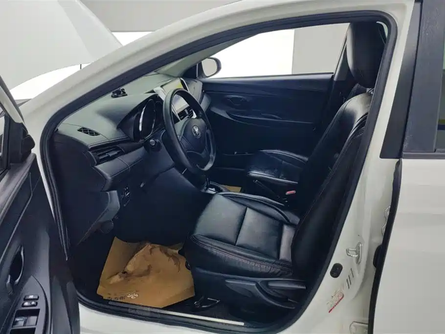 Toyota YARiS L Zhi Xuan 2016 Facelift 1.5E CVT Charming Edition фото 9