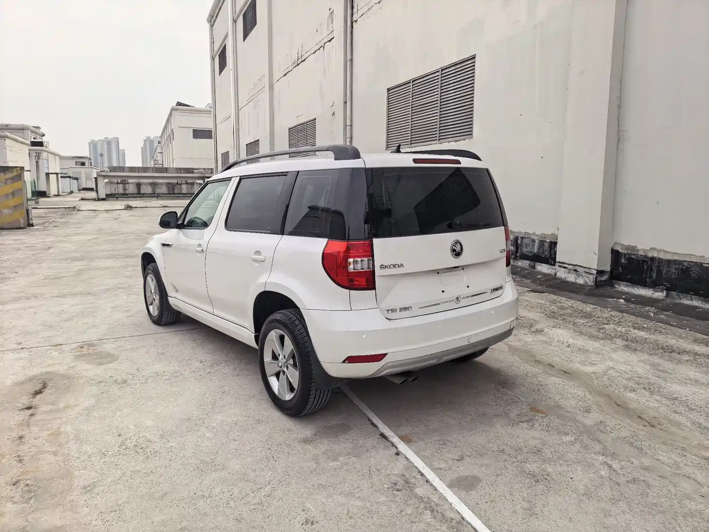Škoda Yeti 2017 TSI280 DSG Advance фото 12