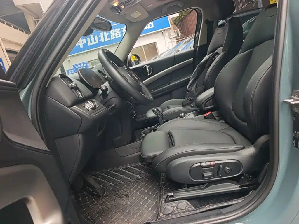 Photo 15 - MINI COUNTRYMAN