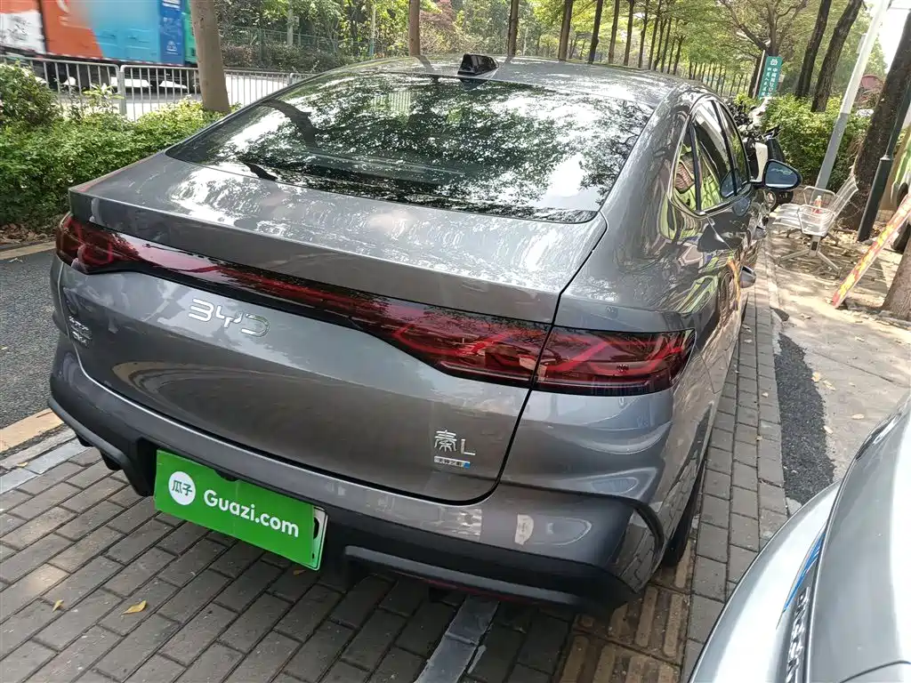 BYD Qin L 2025 DM-i Smart Drive Edition 120KM Leading фото 5