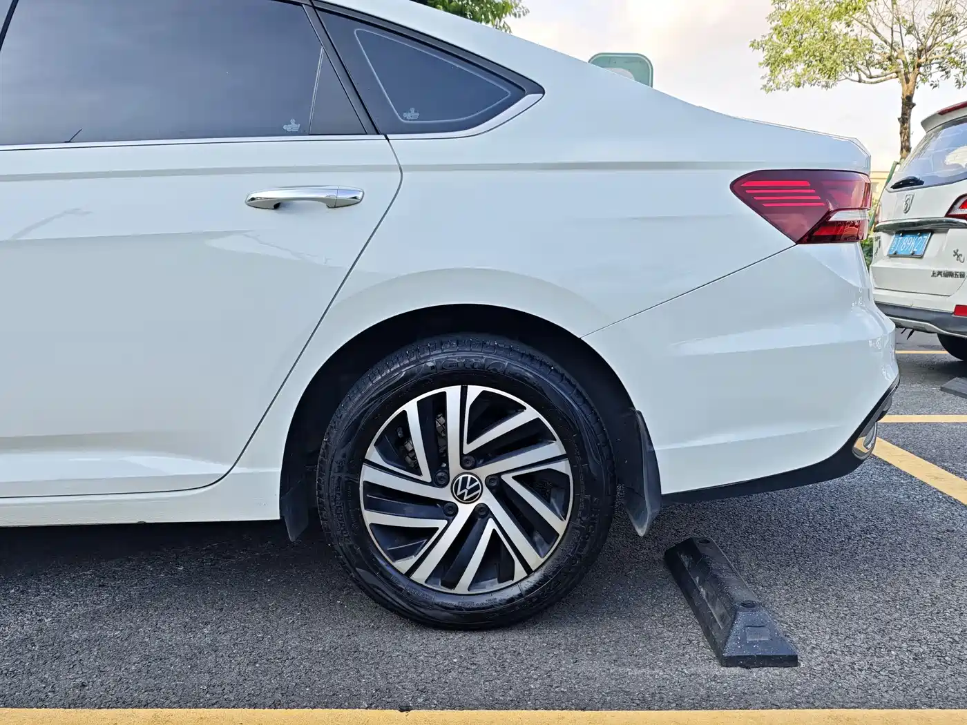 Volkswagen Lavida 2023 280TSI DSG Comfort Edition фото 26