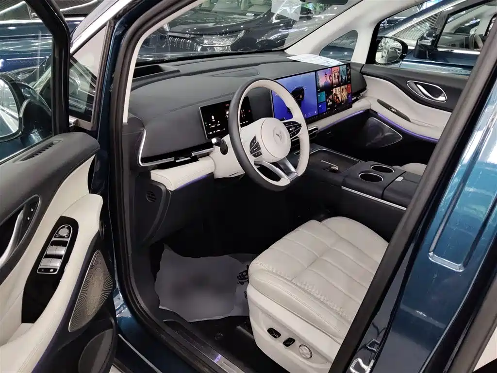 Voyah Auto Voyah Dreamer 2025 PHEV AWD Flagship Kunpeng Edition фото 16