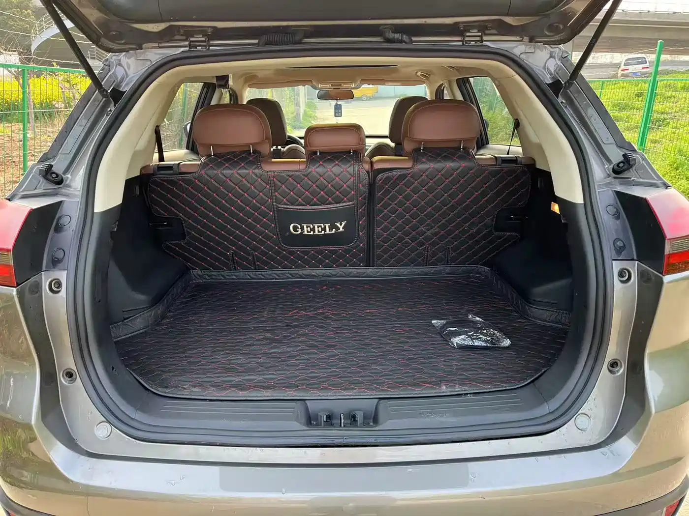 GEELY AUTOMOBILE BOYUE