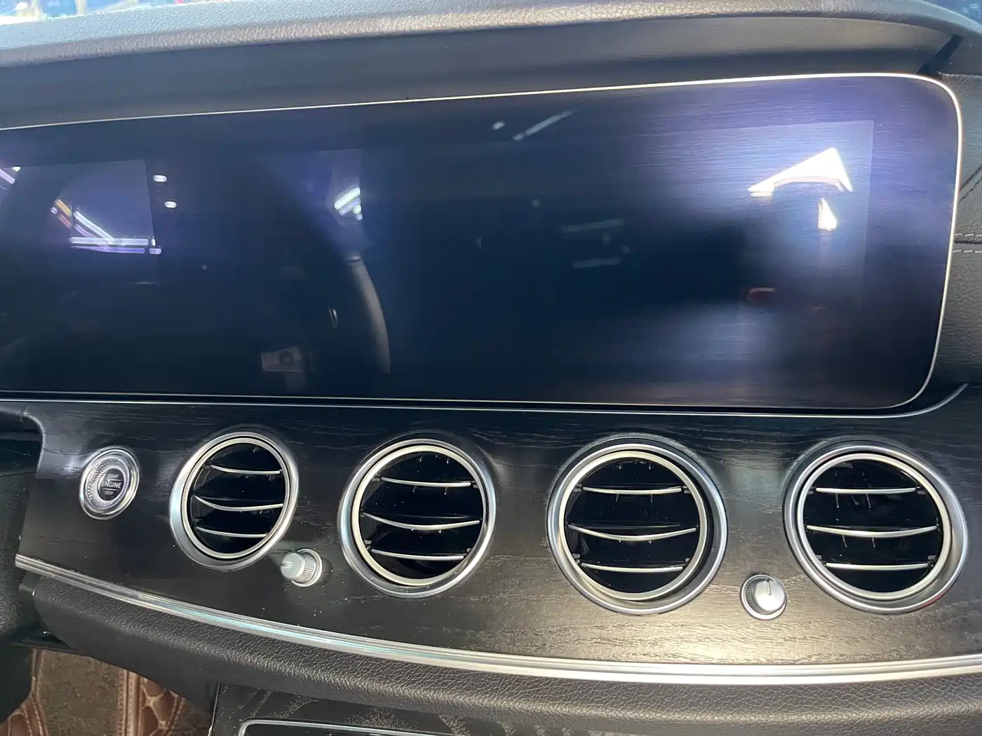 Mercedes-Benz E-Class 2018 E 200 L 4MATIC фото 20