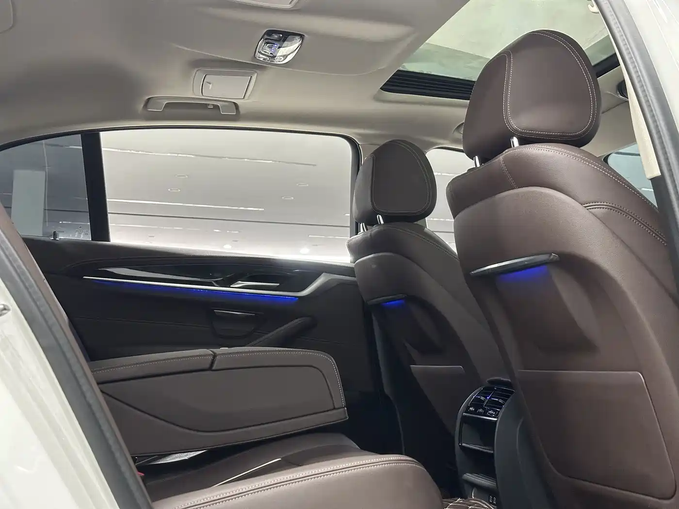 BMW 5 Series 2021 525Li Luxury Package фото 8