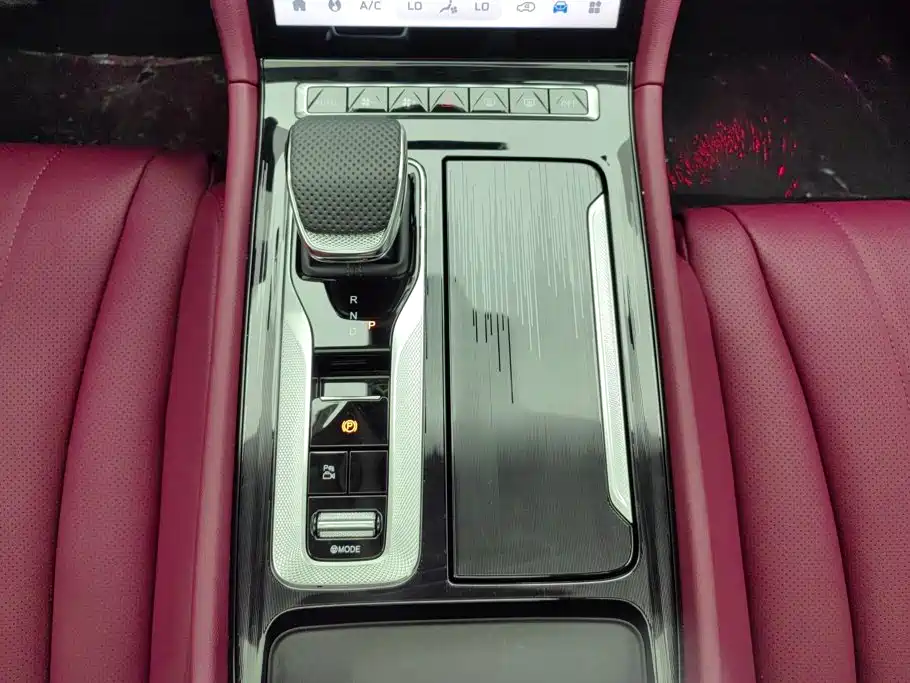 Hongqi H5 PHEV 2026 2025 130 Super Hybrid Edition