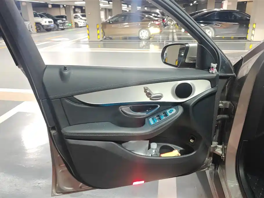 Mercedes-Benz GLC 2019 Model GLC 200 L 4MATIC фото 7