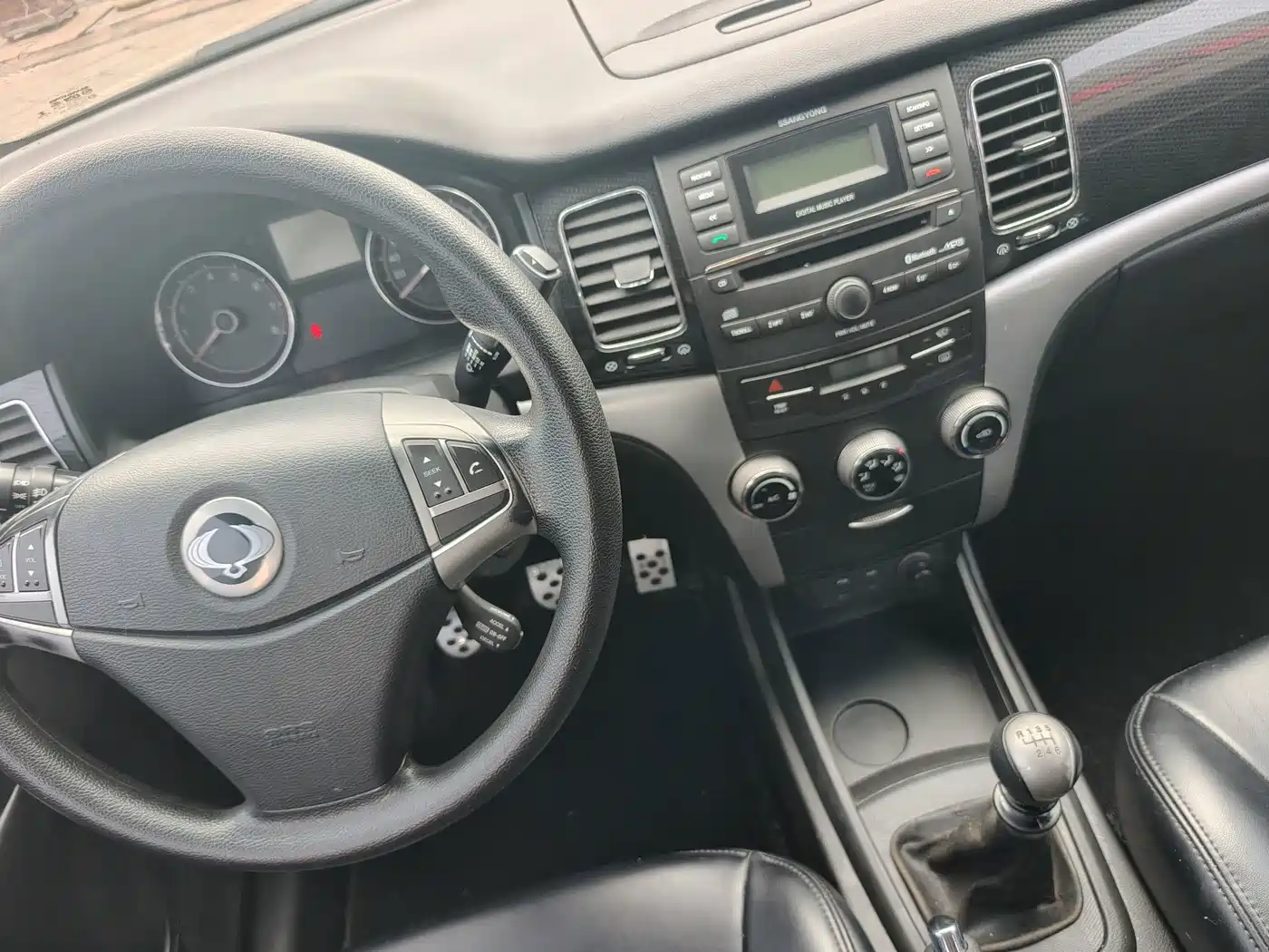 SsangYong Korando 2013 2013 2.0L Petrol 2WD Manual Comfort