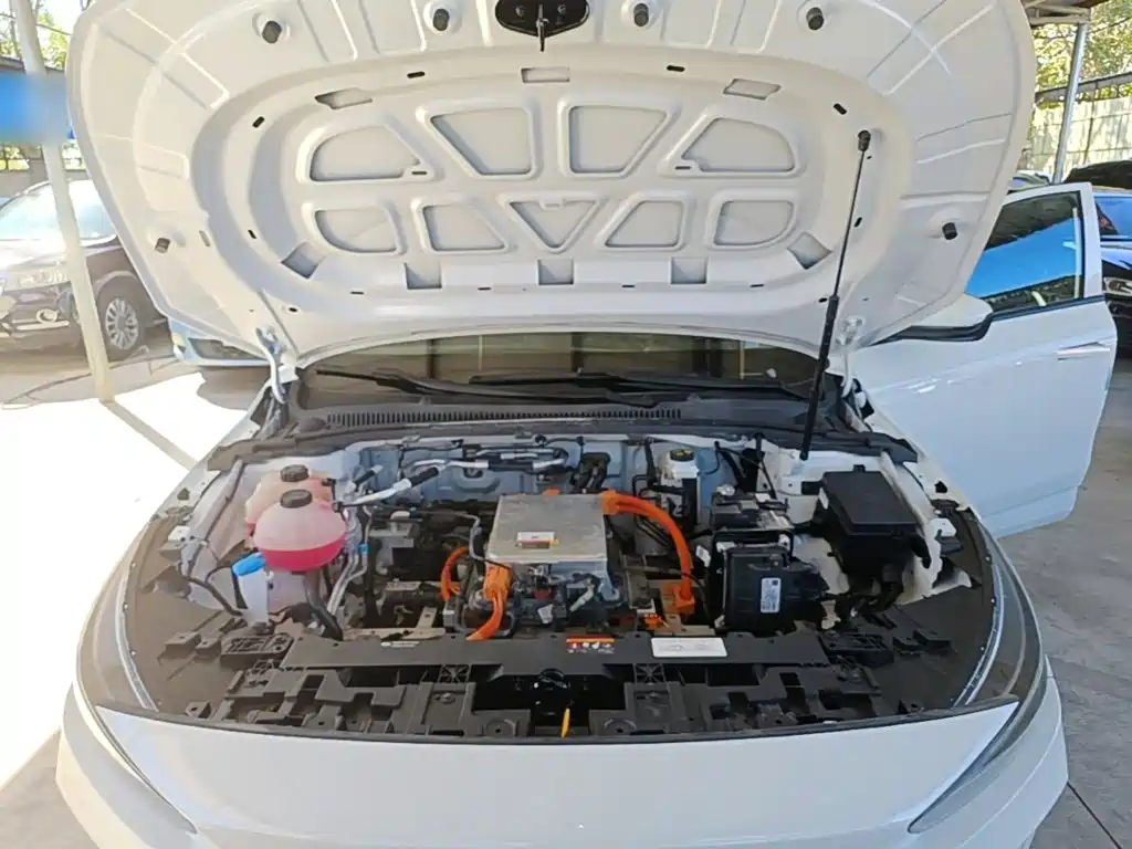 صورة 20 - Geely Geometry A