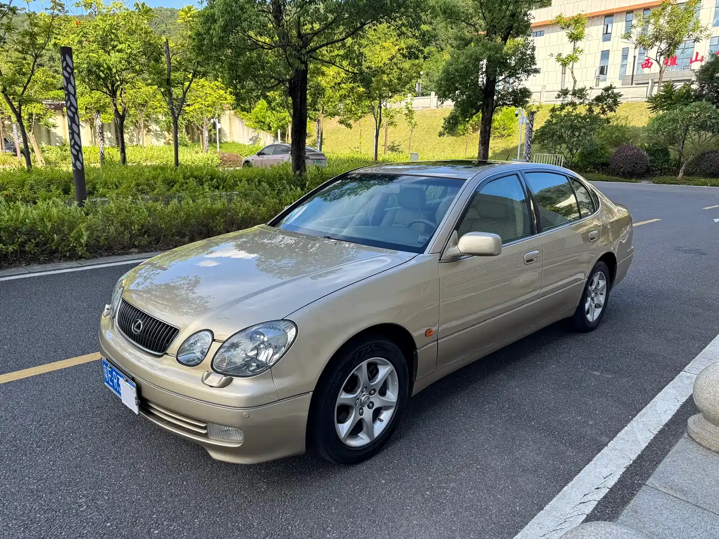 Фото 1 - Lexus GS