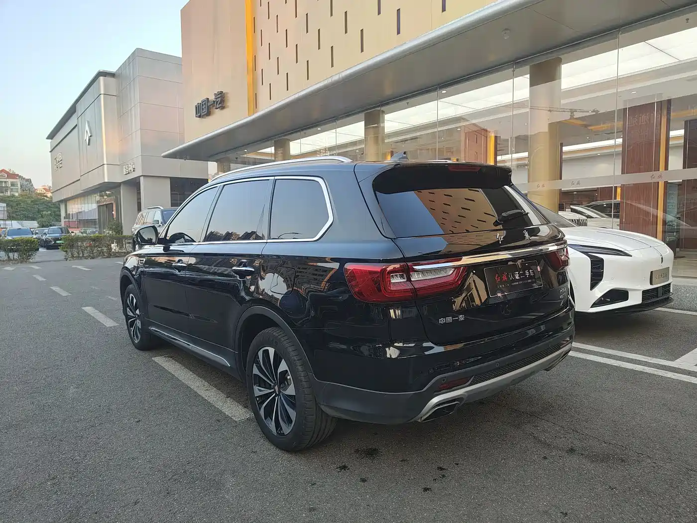 Hongqi HONGQI HS7