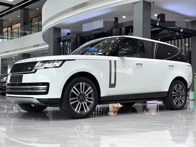 Land Rover Range Rover 2024 3.0 L6 400PS Golden Age Extended