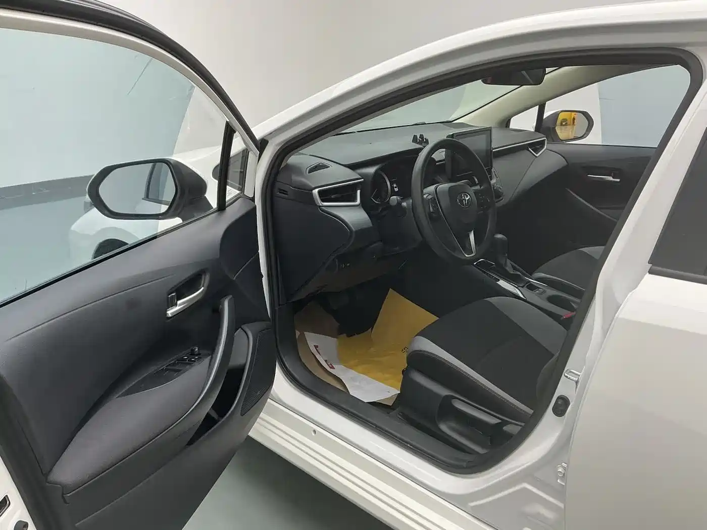 Toyota Corolla 2023 1.2T Pioneer Edition фото 7