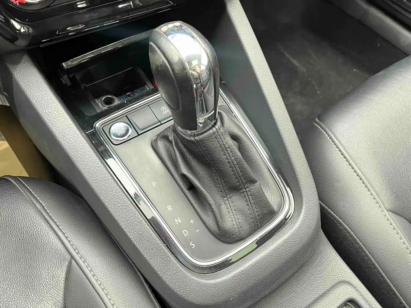 Volkswagen Sagitar 2018 280TSI DSG Comfort фото 10