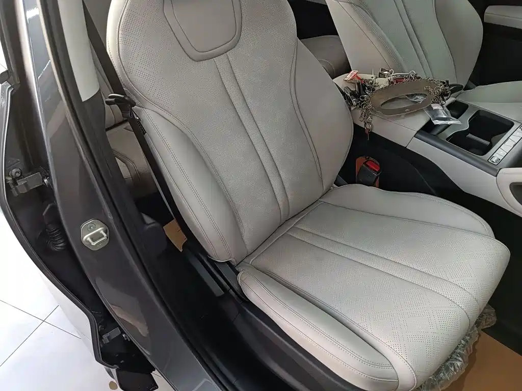 BYD Yuan UP 2026 2025 Smart Drive Edition 401KM Vitality Version