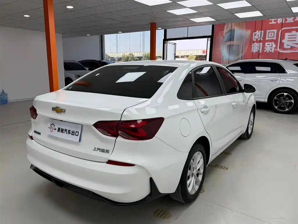CHEVROLET CRUZE