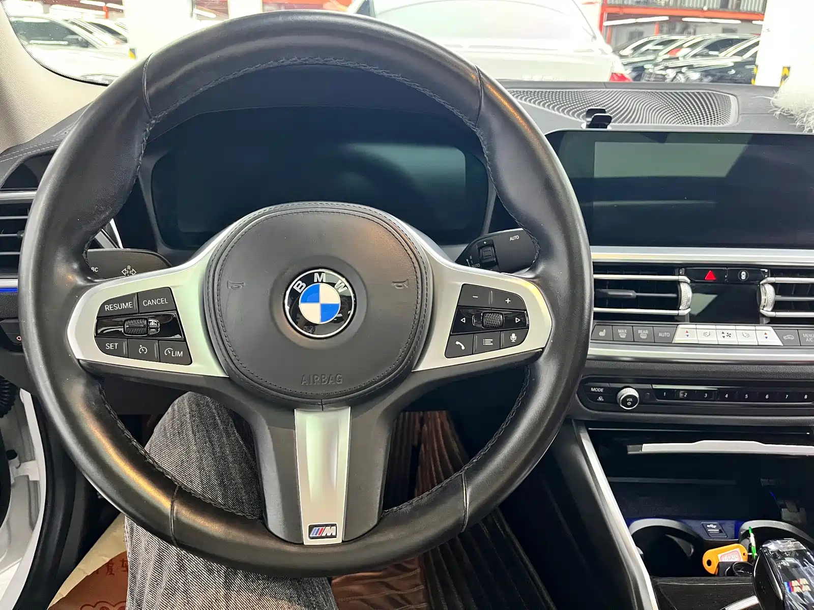 Photo 6 - BMW 3 Series