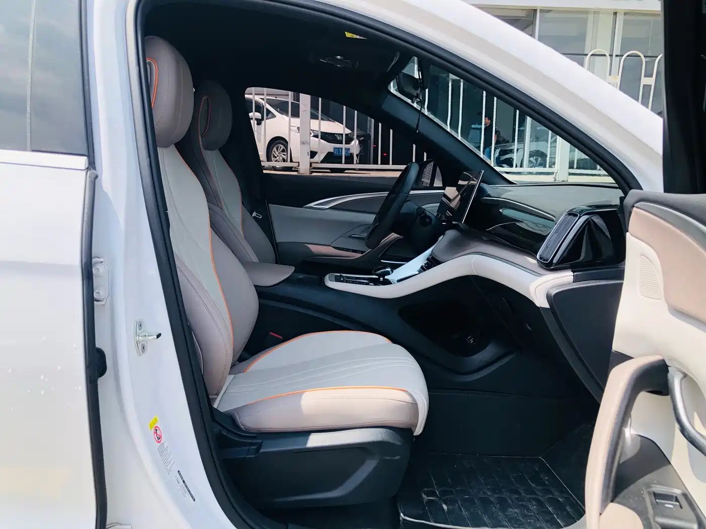 BYD Song Pro New Energy 2023 Champion Edition DM-i 71KM Pilot Model фото 14