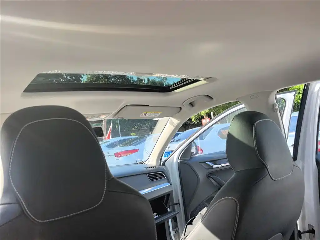 Škoda Kamiq 2018 1.5L Manual Comfort Version China VI фото 14