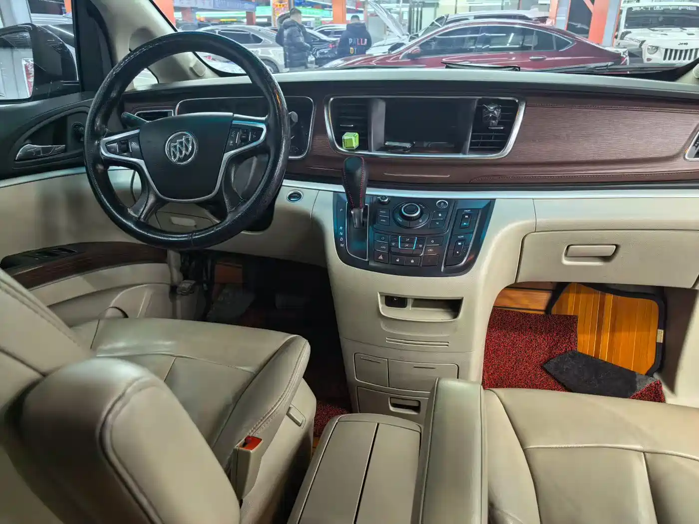 Buick GL8 2017 25S Luxury China V фото 10