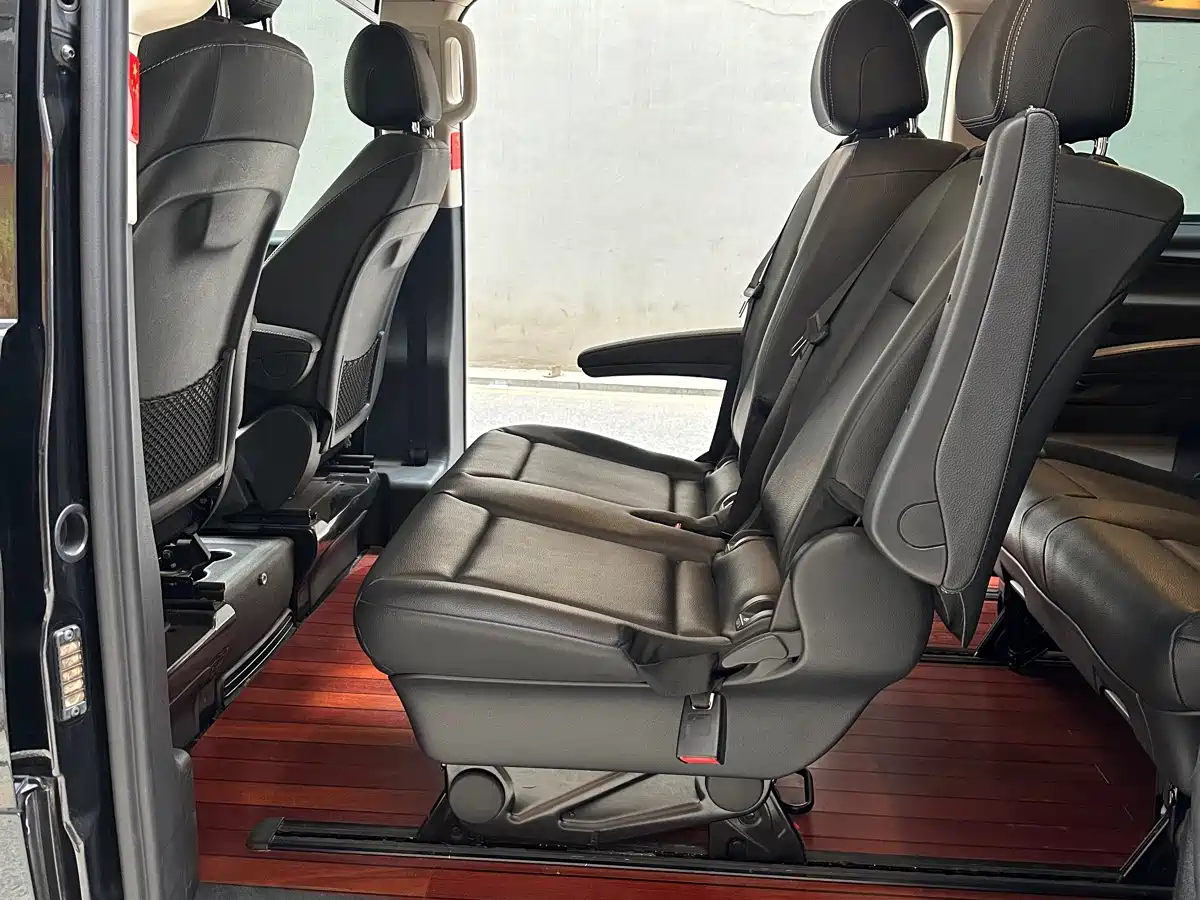 Mercedes-Benz Vito 2018 2.0T Business Edition China VI фото 10