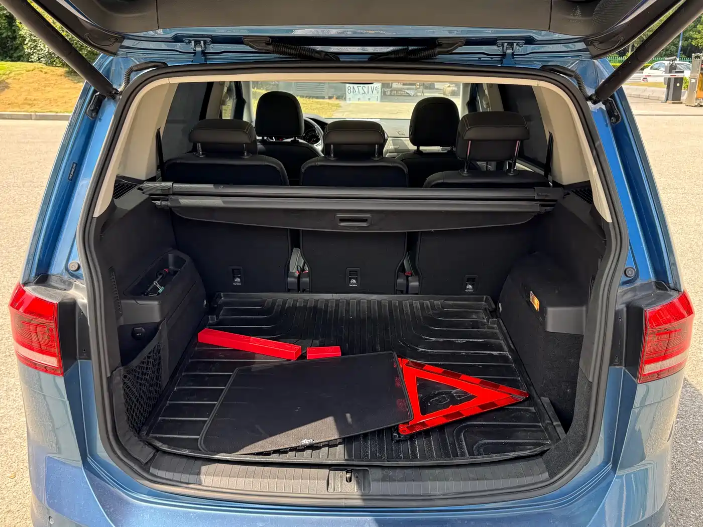 Фото 14 - Volkswagen Touran