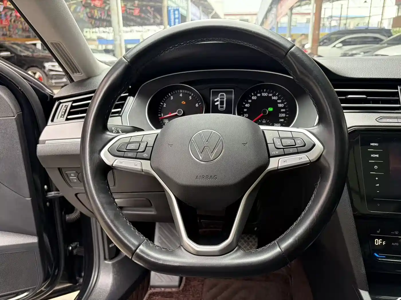 Volkswagen Magotan 2020 330TSI DSG Leading фото 8