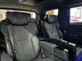 Photo 8 - Toyota Alphard