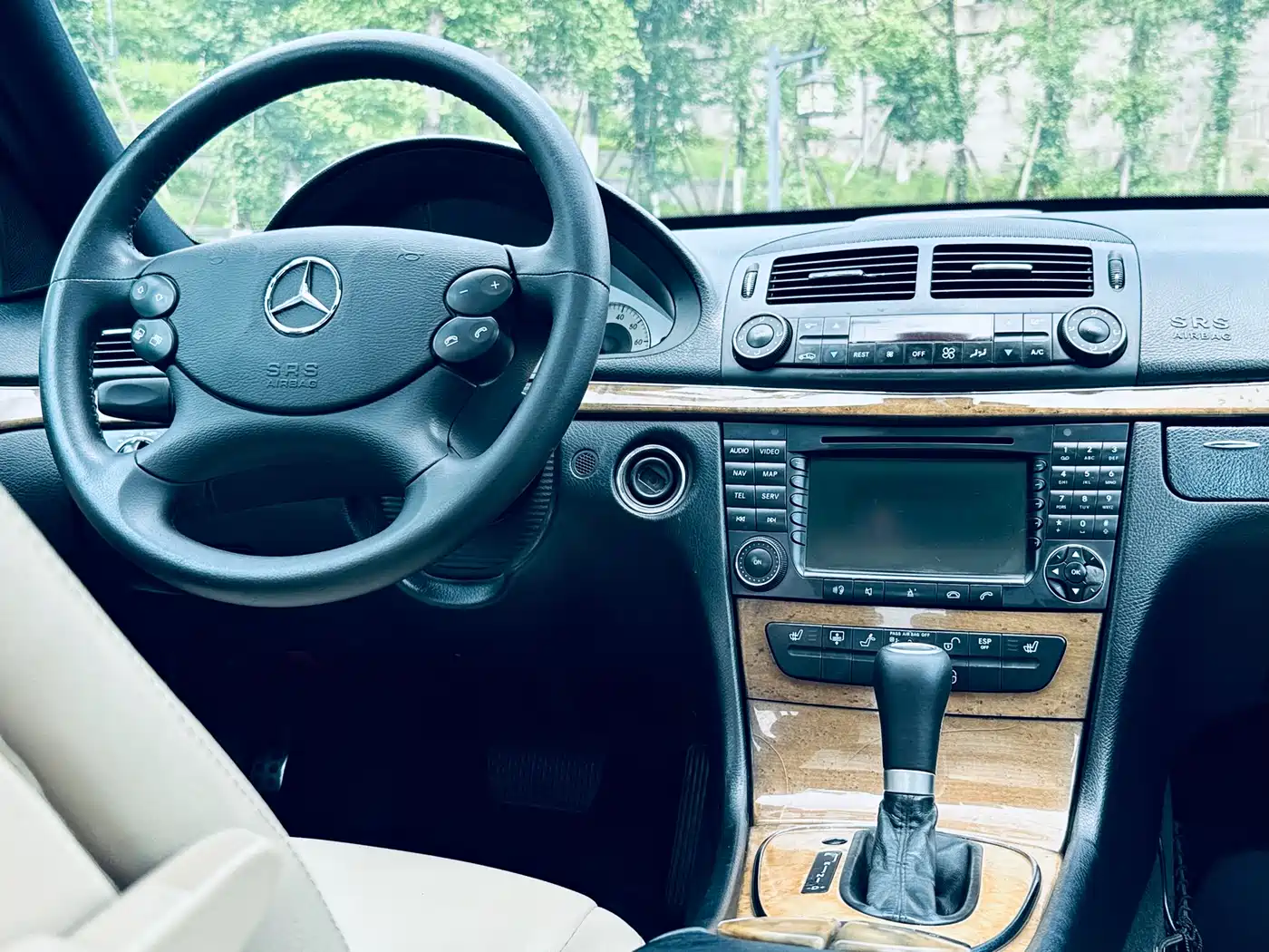 Mercedes-Benz E-Class 2008 Model E 280 Personality Sport Edition фото 11
