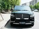 Фото 2 - Lincoln Navigator