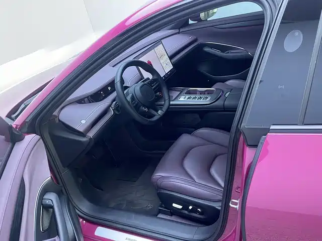 XIAOMI CAR XIAOMI SU7