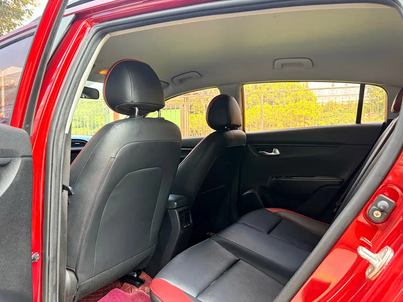 Kia KX CROSS 2018 2017 1.4L AT GLS
