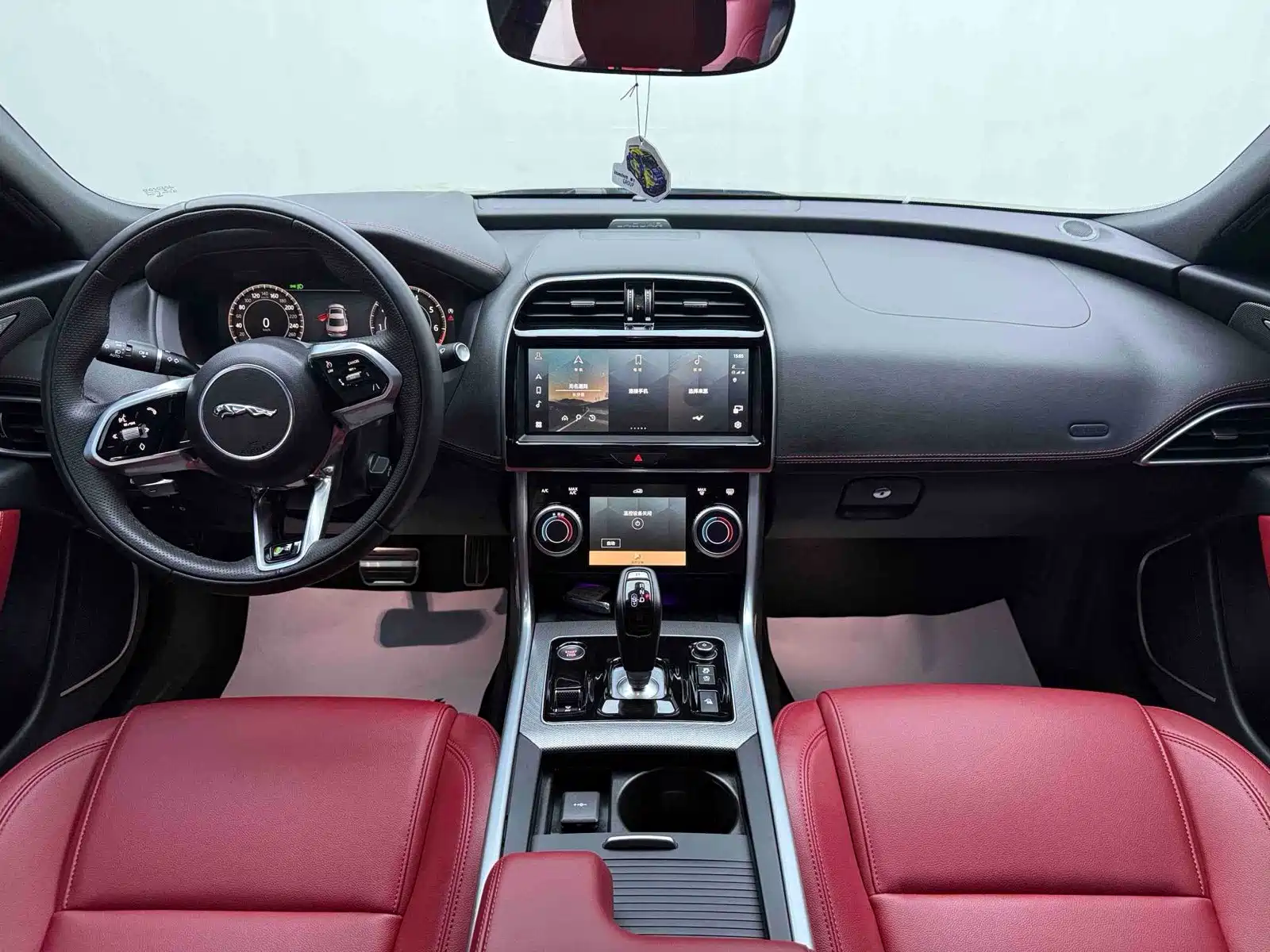 صورة 7 - Jaguar XEL