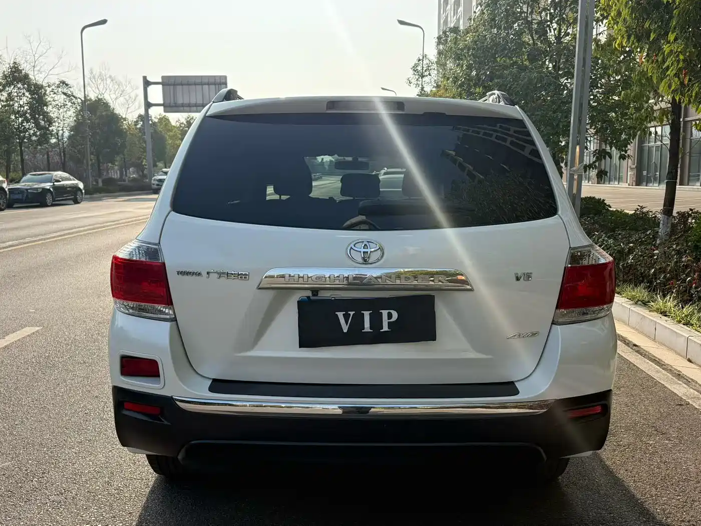 Toyota Highlander 2012 3.5L 4WD 7-Seater Elite Edition фото 5