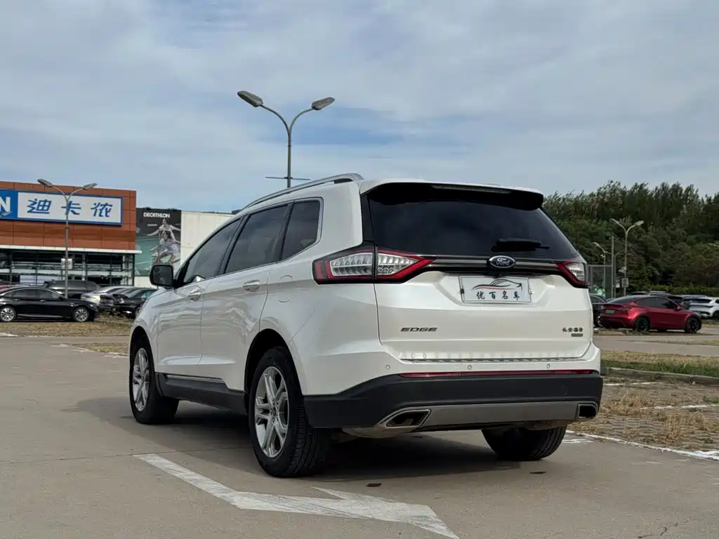 Ford Edge 2019 2018 EcoBoost 245 FWD Luxury 7-seater China V