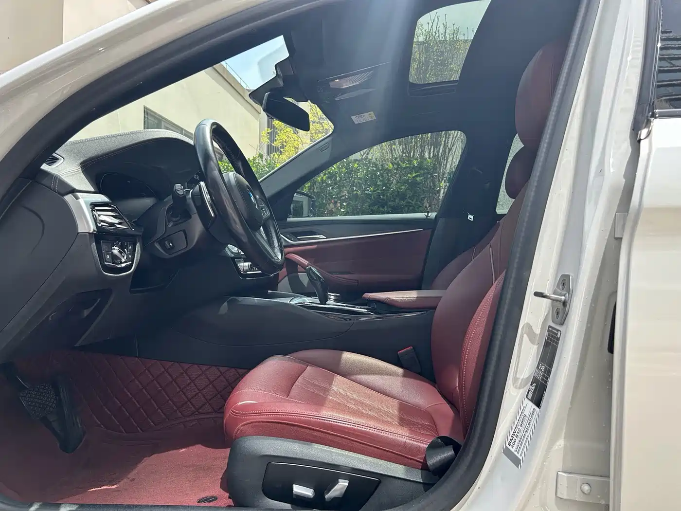 BMW 5 Series 2022 Model Second Facelift 530Li Leading M Sport Package фото 9