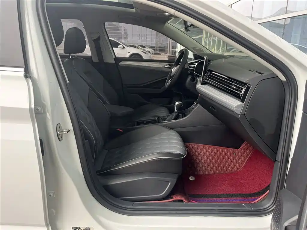 Volkswagen Sagitar 2023 300TSI DSG Surpassing Edition фото 15