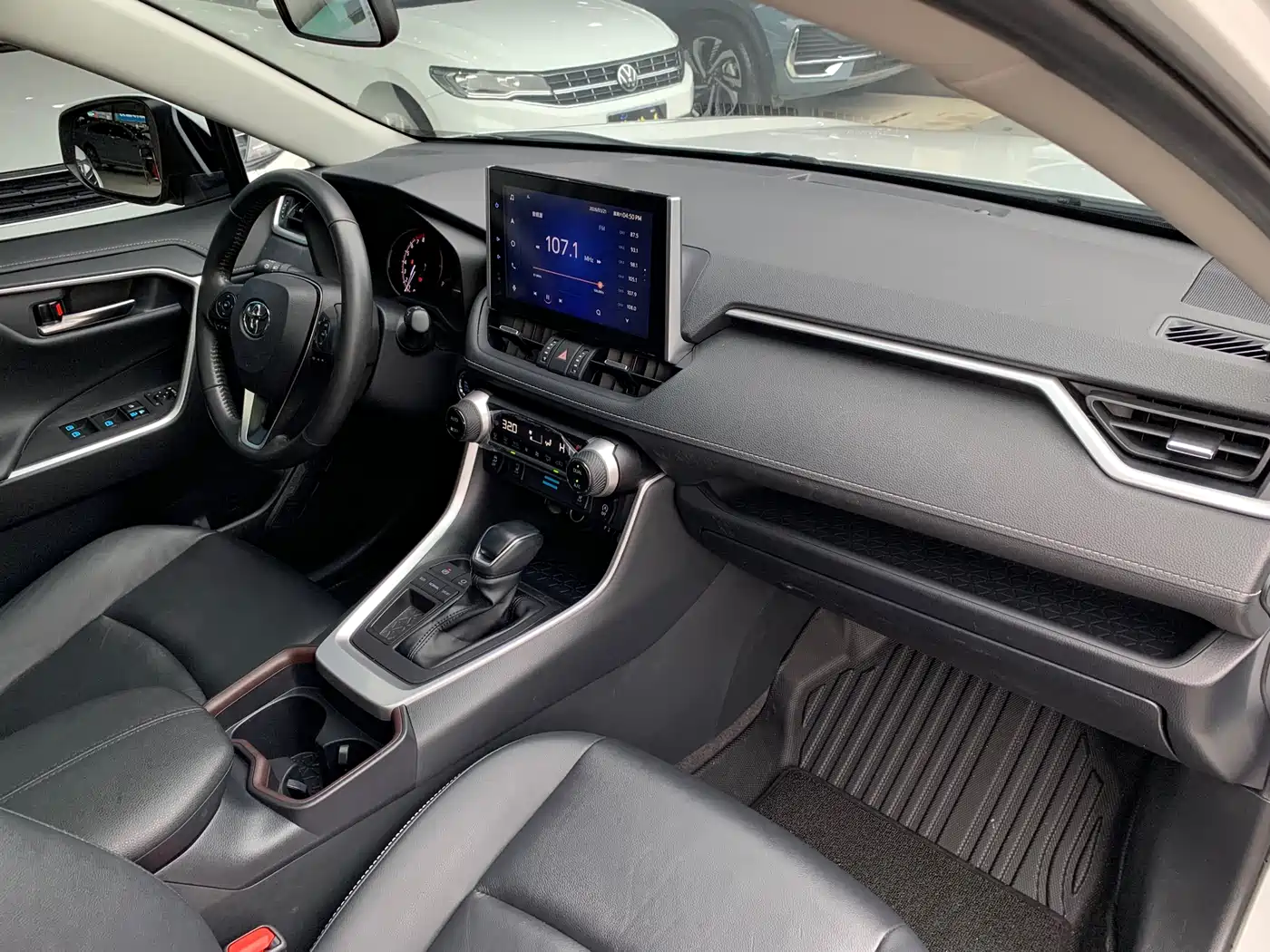 Toyota RAV4 Rongfang 2022 2.0L CVT 2WD Trend Plus Edition фото 13
