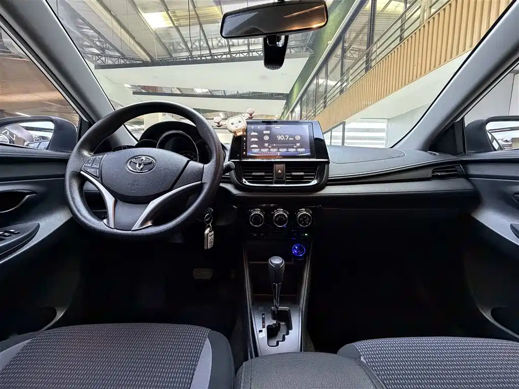 Фото 5 - Toyota Vios FS