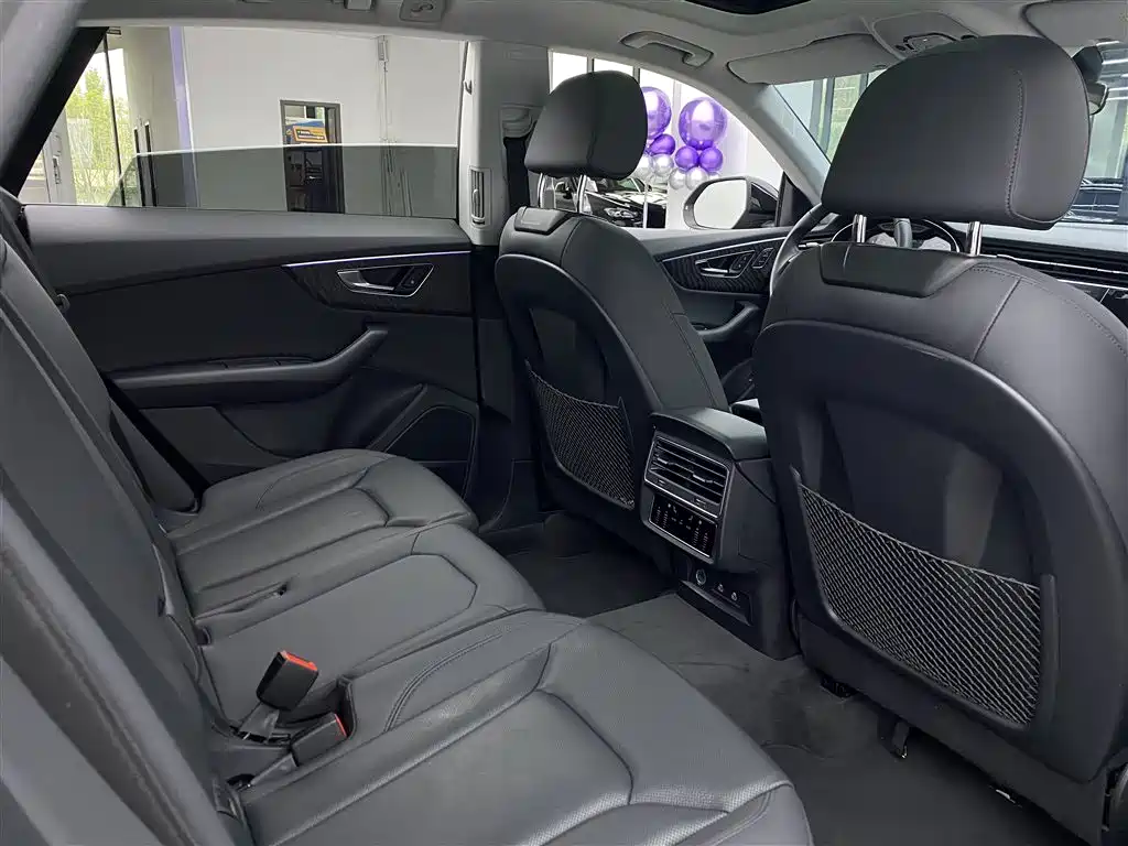 Audi Q8 2022 55 TFSI Luxury Dynamic фото 11