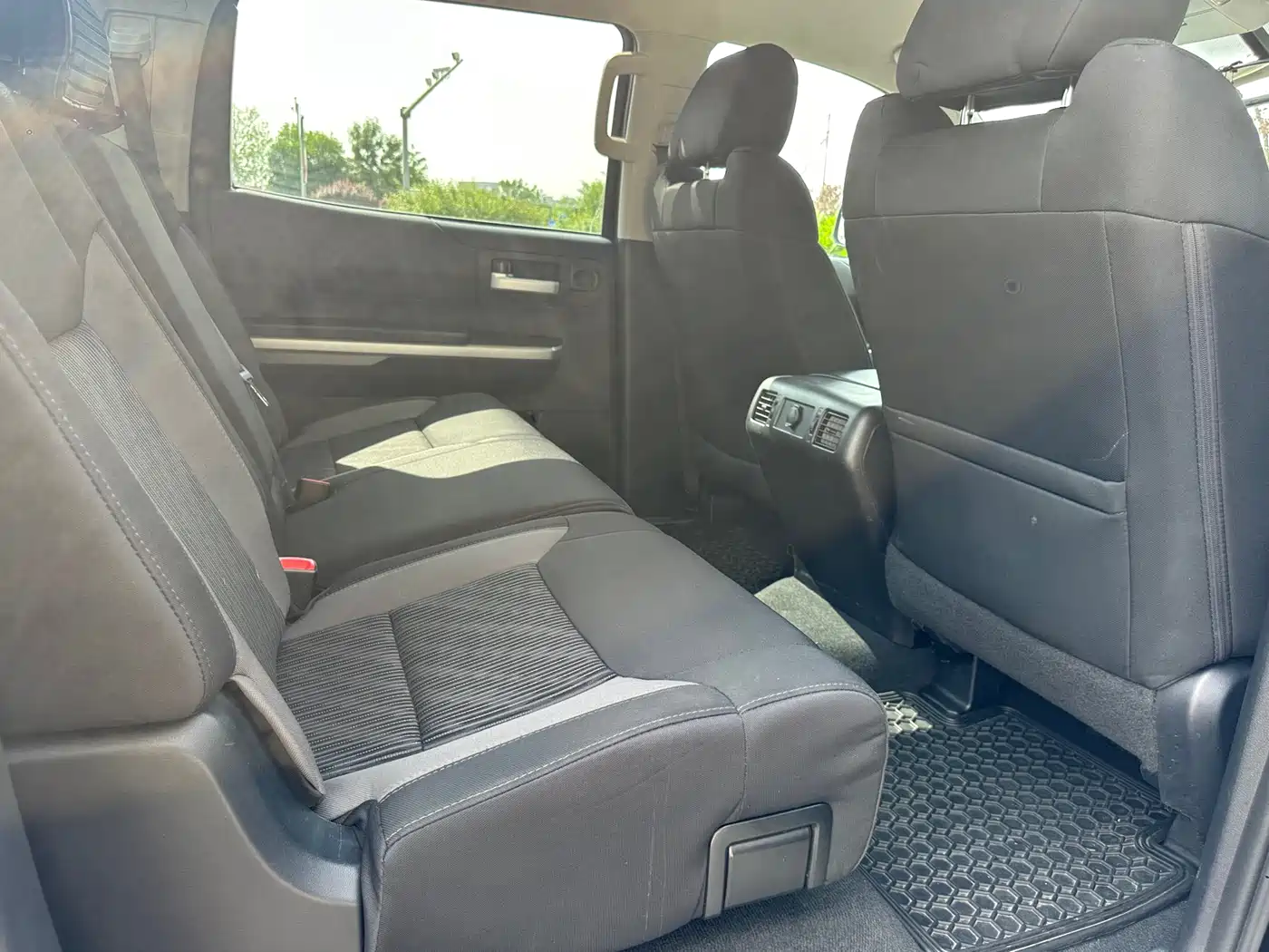 Toyota Tundra 2014 5.7L TRD Pro фото 13