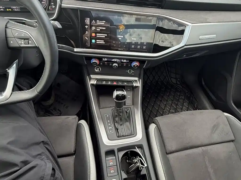 Audi Q3, миниатюра 12