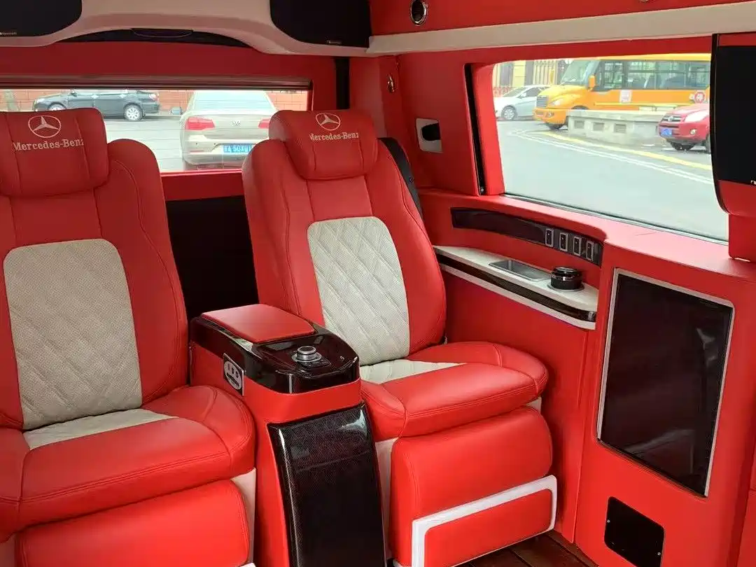 Mercedes-Benz Vito 2013 Model 3.0L Elite Edition фото 6