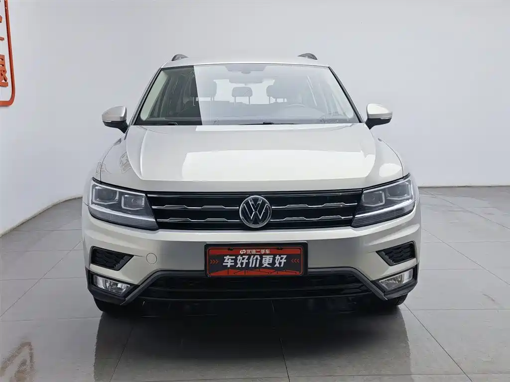 Volkswagen Tiguan L 2018 330TSI Automatic 2WD Trend Edition фото 3