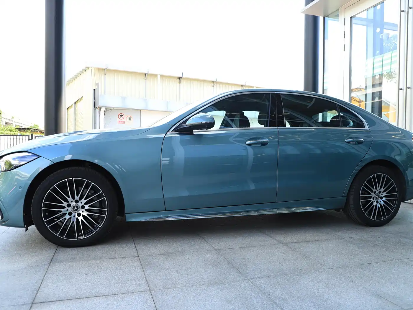 Mercedes-Benz C-Class 2025 2026 C 260 L Sport