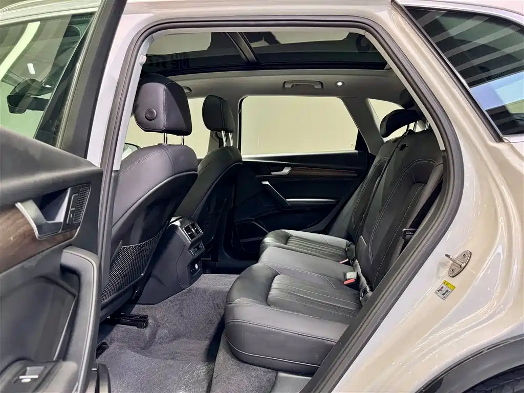 Audi Q5L 2022 45T Luxury Elegance фото 20