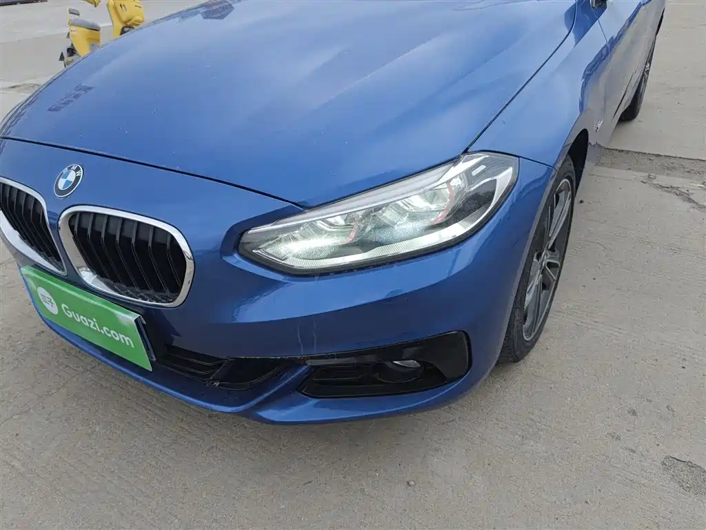 BMW 1 Series 2017 118i Sport фото 18
