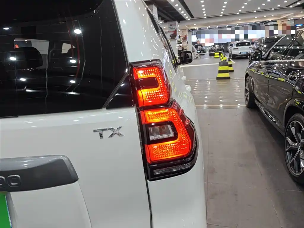 Toyota Prado 2018 3.5L Auto TX-L фото 24