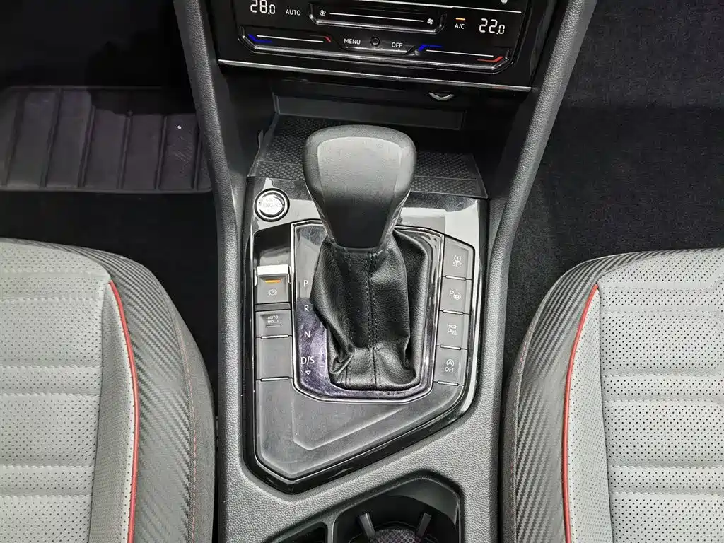 Volkswagen Tiguan X 2021 330TSI 2WD Prestige Flagship фото 13
